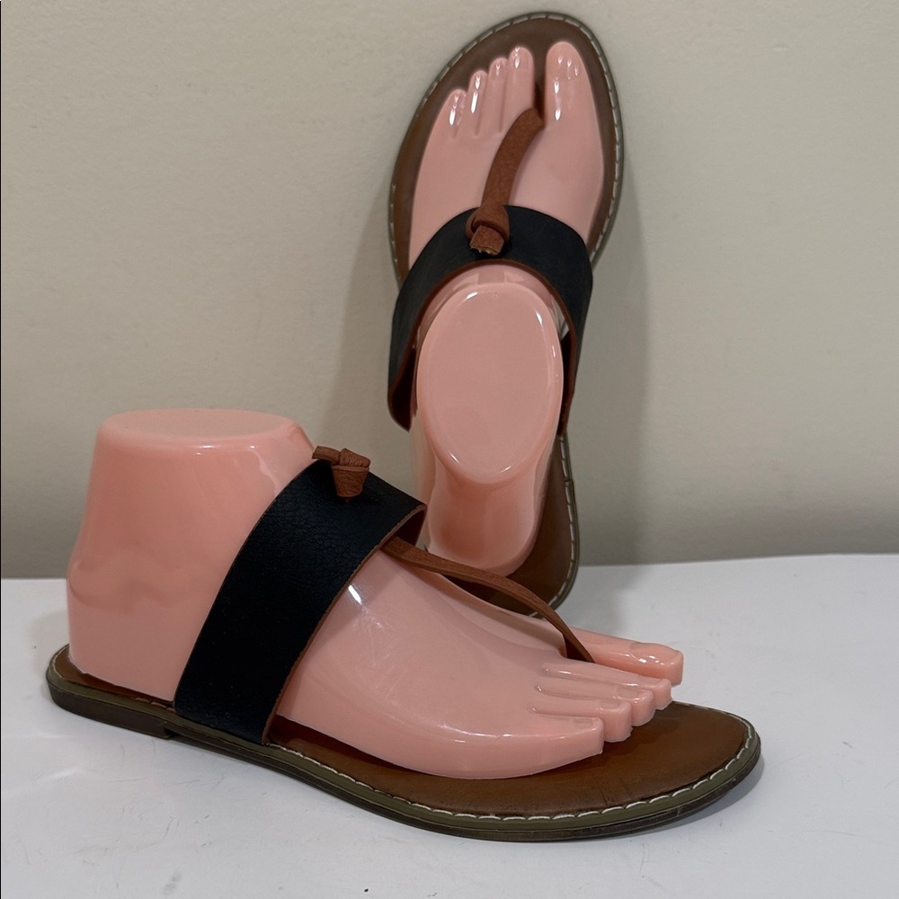 Seven7 Black and Brown Women's Sandals (sz 9)